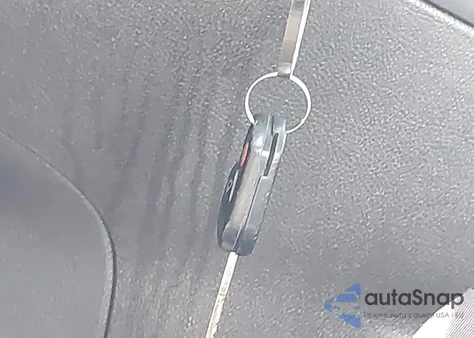 2016 Ford Focus S из США, поврежденный, VIN 1FADP3E21GL274282